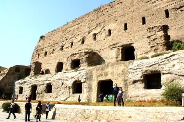 yungang-grottoes-10