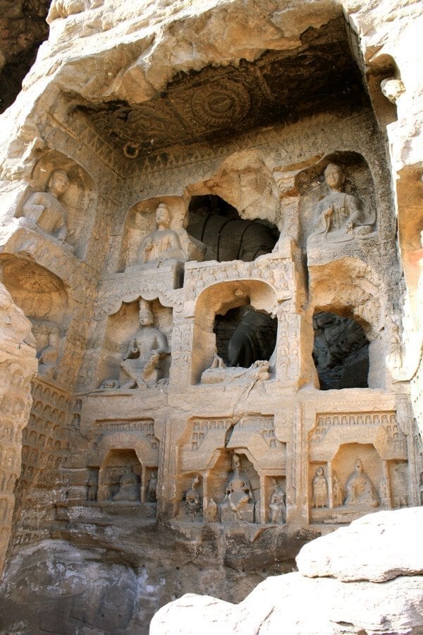 yungang-grottoes-7