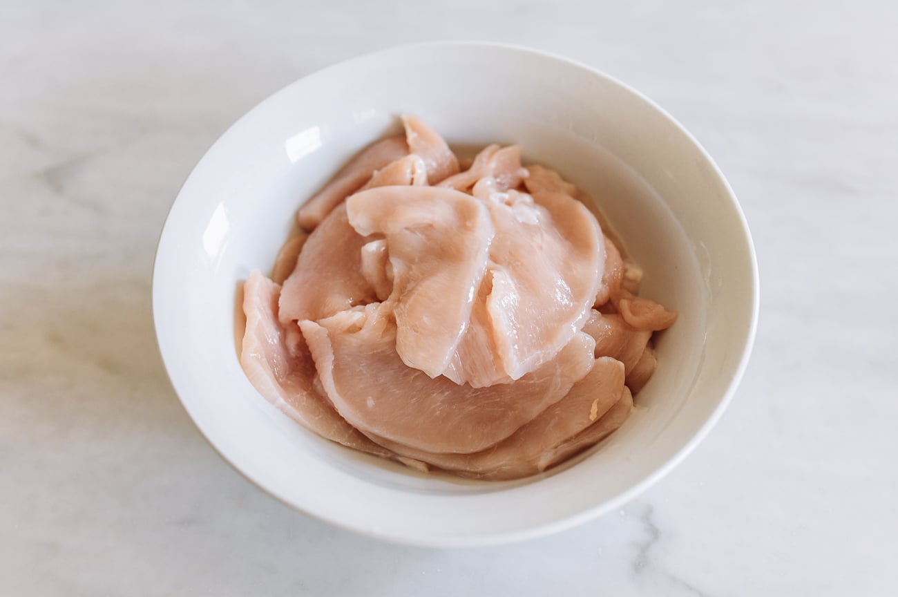 Sliced chicken in bowl