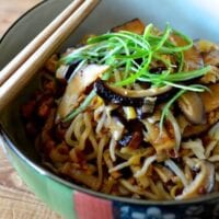 Easy Mushroom Noodle Stir fry, by jcghk.dfhdjkvfj.cf