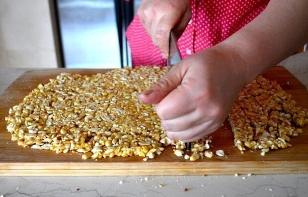 Homemade Chinese Sesame Peanut Brittle, by jcghk.dfhdjkvfj.cf