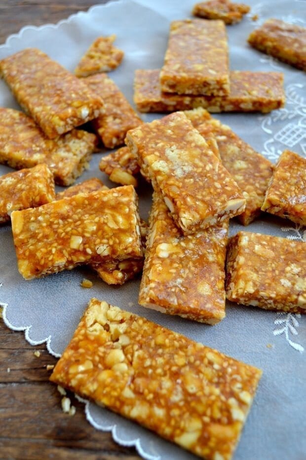 Homemade Chinese Sesame Peanut Brittle, by jcghk.dfhdjkvfj.cf