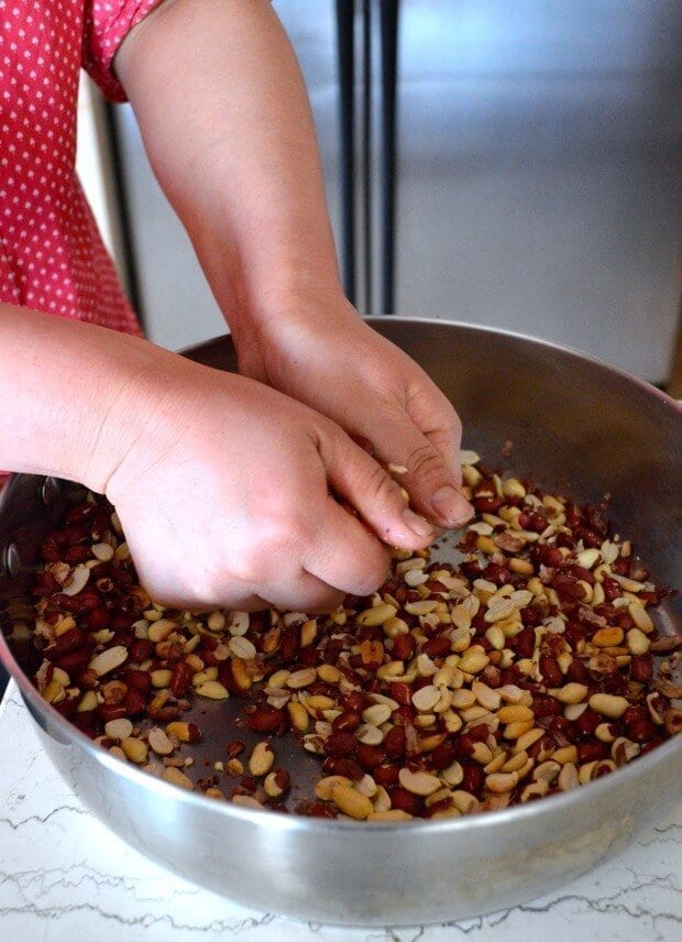 Homemade Chinese Sesame Peanut Brittle, by jcghk.dfhdjkvfj.cf