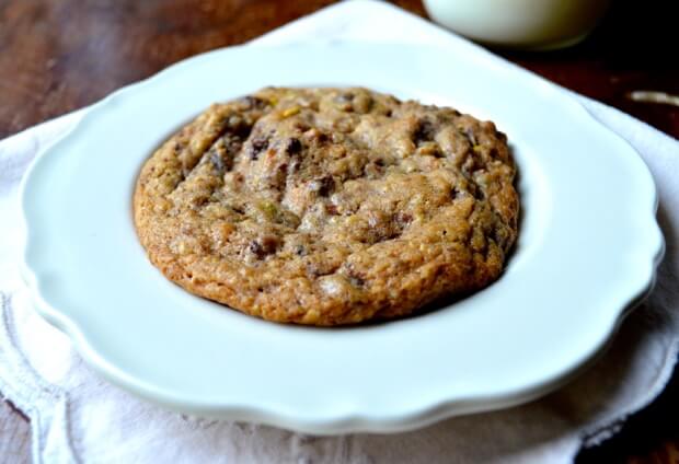 chocolate-chip-nut-cookies-3