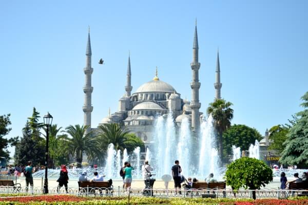 How to See Istanbul In One Day by jcghk.dfhdjkvfj.cf