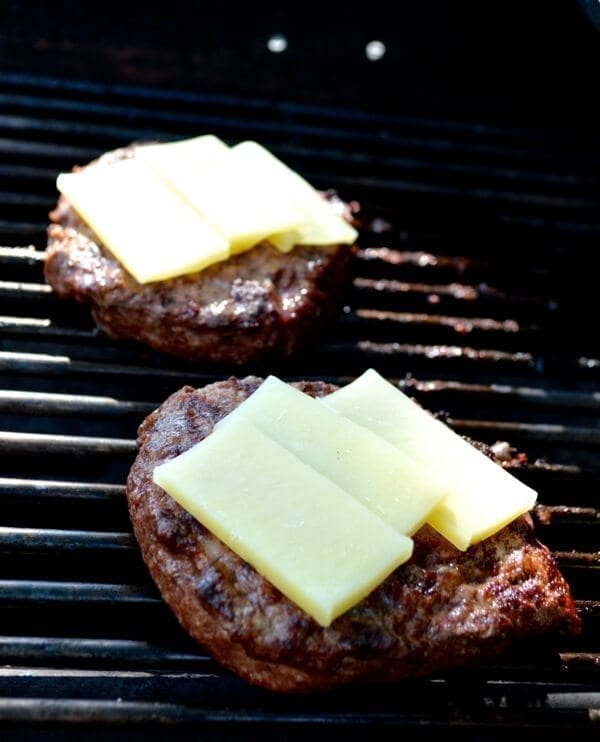 Cheeseburgers by jcghk.dfhdjkvfj.cf