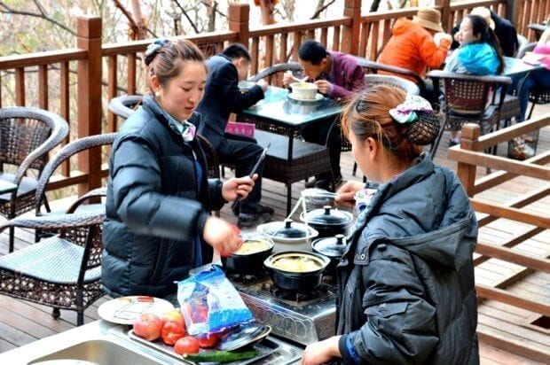 A Trip to Huashan and Xi'an by jcghk.dfhdjkvfj.cf 