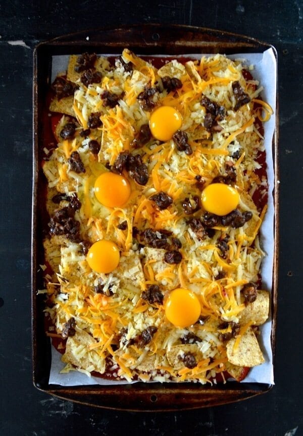 Huevos Rancheros Nachos w/ Avocado Crema, by jcghk.dfhdjkvfj.cf