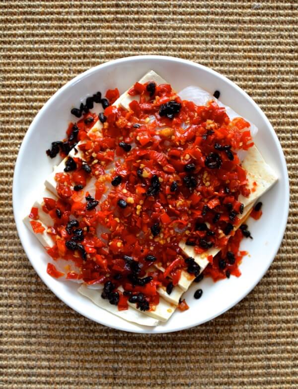 Hunan Steamed Fish with Salted Chilies - Duo Jiao Yu, by jcghk.dfhdjkvfj.cf