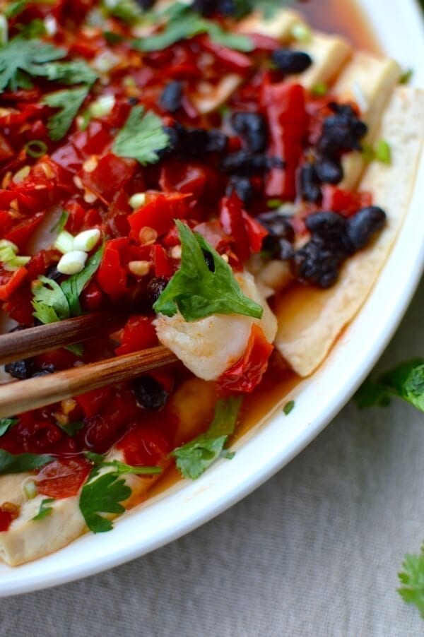 Hunan Steamed Fish with Salted Chilies - Duo Jiao Yu, by jcghk.dfhdjkvfj.cf