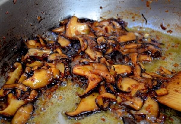 Soy Sauce Butter Pasta with Shrimp and Shiitakes by jcghk.dfhdjkvfj.cf