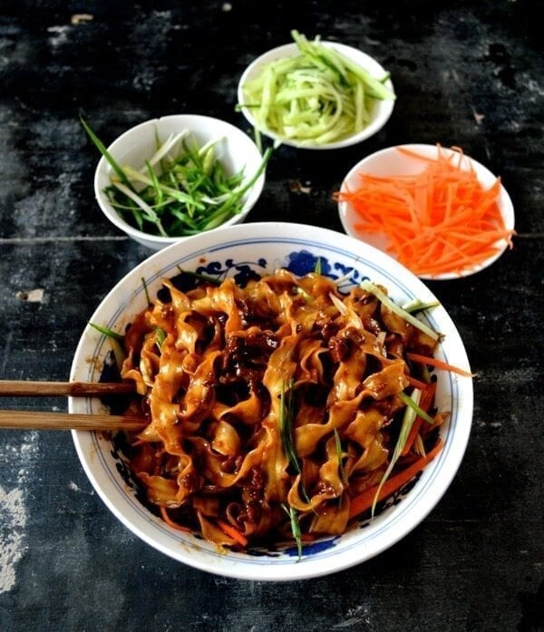 Beijing Fried Sauce Noodles by jcghk.dfhdjkvfj.cf