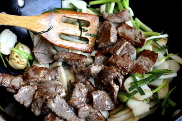 Steak and Scallion Rice Cake Stir-Fry by jcghk.dfhdjkvfj.cf