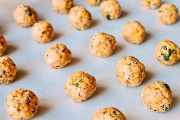Sausage Balls 2 Ways, by jcghk.dfhdjkvfj.cf