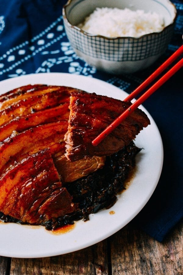 Chinese New year recipes - Mei Cai Kou Rou (Steamed Pork Belly w/ Preserved Mustard Greens), by jcghk.dfhdjkvfj.cf