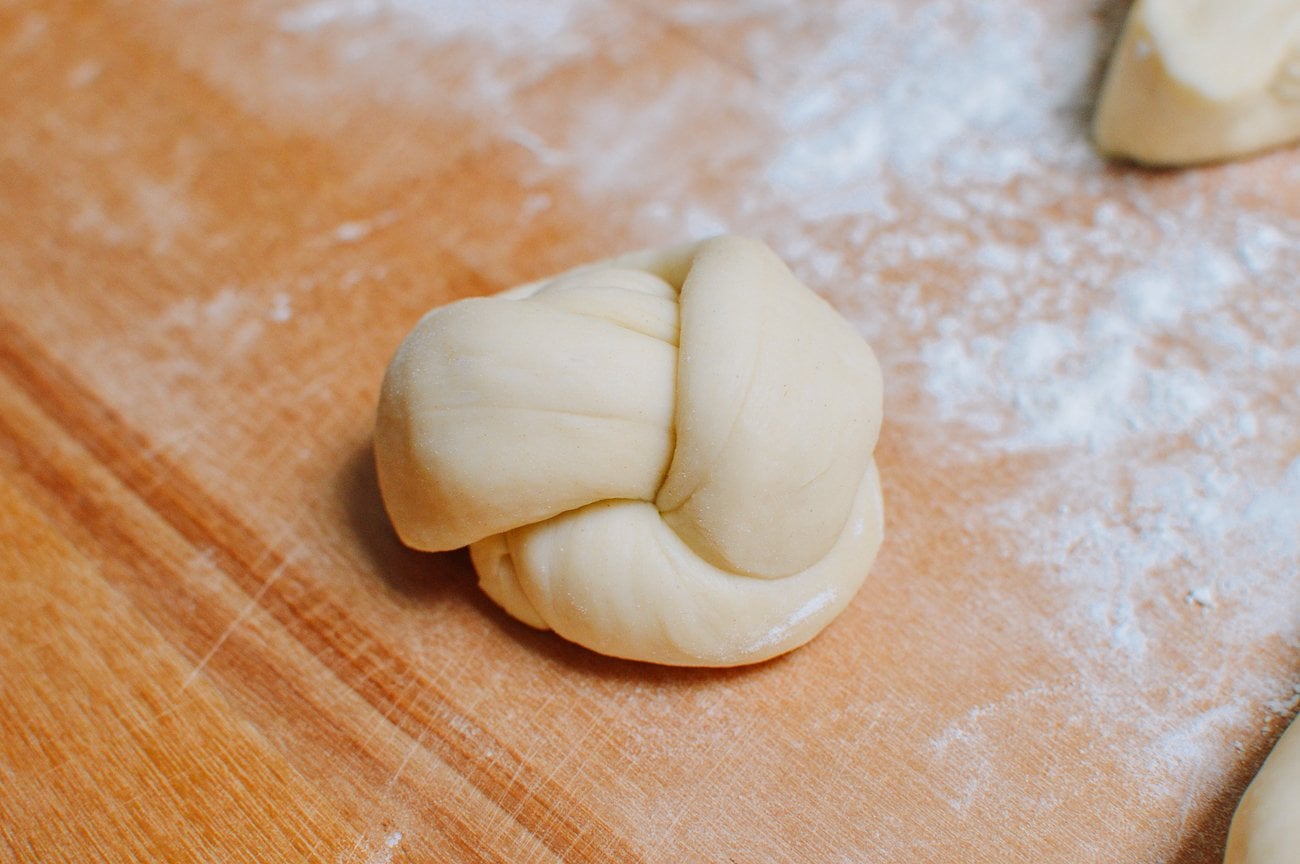 twisted dough roll