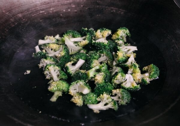 Thai Basil Shrimp Fried Rice - Easy Thai Food , by jcghk.dfhdjkvfj.cf