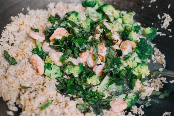 Thai Basil Shrimp Fried Rice - Easy Thai Food , by jcghk.dfhdjkvfj.cf