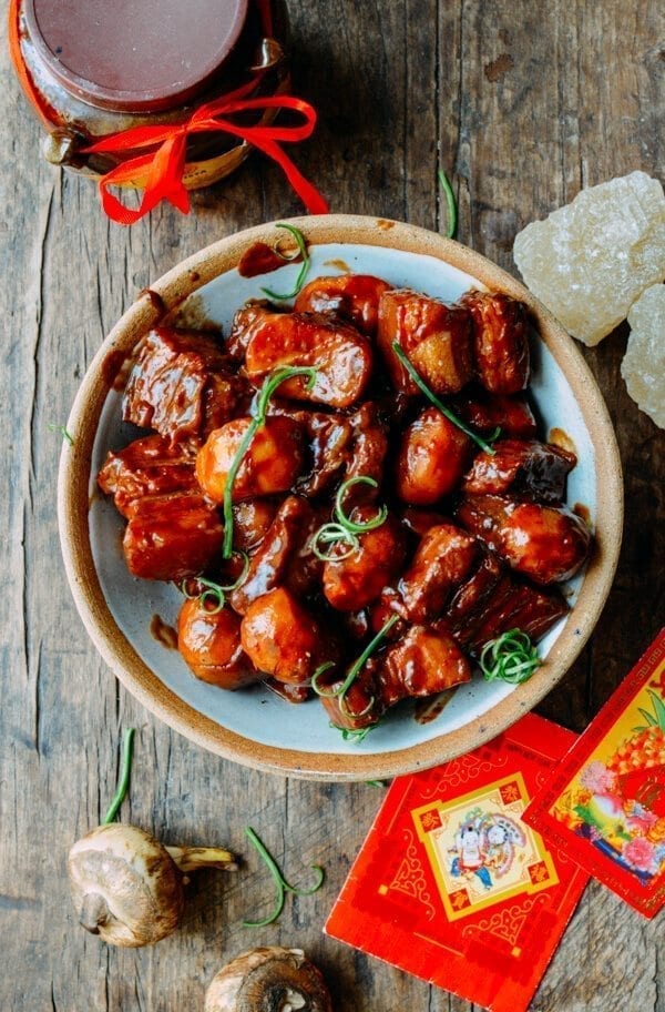 Cantonese Style Braised Pork Belly with Arrowroot, by jcghk.dfhdjkvfj.cf