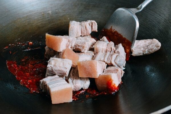 Cantonese Style Braised Pork Belly with Arrowroot, by jcghk.dfhdjkvfj.cf