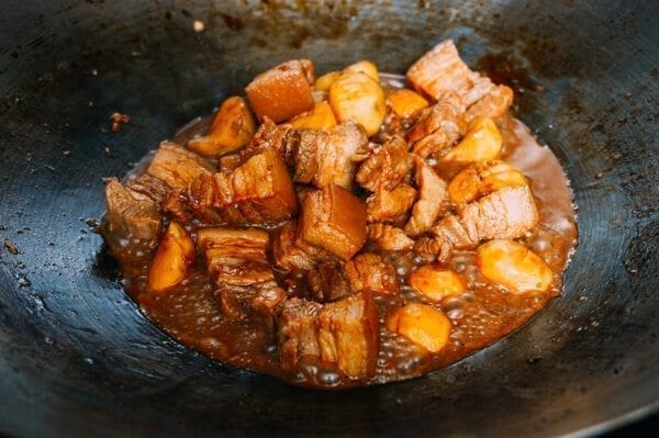 Cantonese Style Braised Pork Belly with Arrowroot, by jcghk.dfhdjkvfj.cf