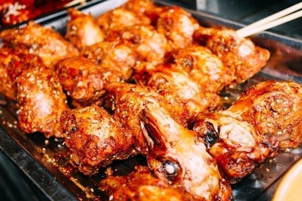 Sichuan rabbit heads - Chengdu Temple Fair, Chinese New Year Celebration, by jcghk.dfhdjkvfj.cf