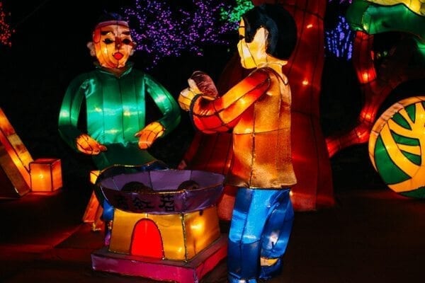 Lifesize Lanterns - Chengdu Temple Fair, Chinese New Year Celebration, by jcghk.dfhdjkvfj.cf
