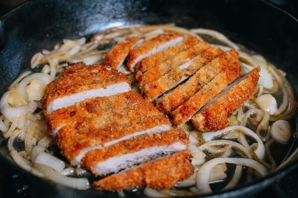 Katsudon Japanese Pork Cutlet and Egg Rice Bowl, by jcghk.dfhdjkvfj.cf