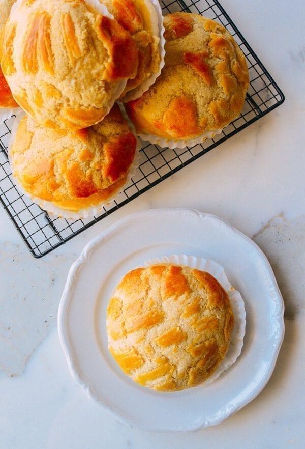 Pineapple Buns, by jcghk.dfhdjkvfj.cf