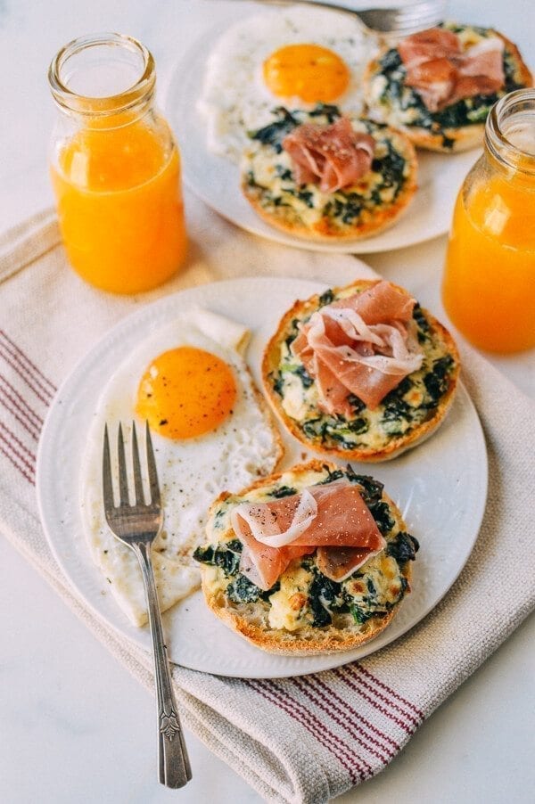 https://jcghk.dfhdjkvfj.cf/wp-content/uploads/2015/05/kale-prosciutto-muffin-melts-8.jpg