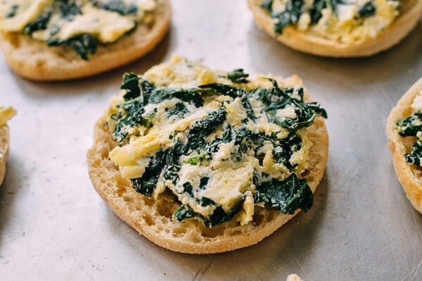 Cheesy Kale Prosciutto Brunch Melts, by jcghk.dfhdjkvfj.cf