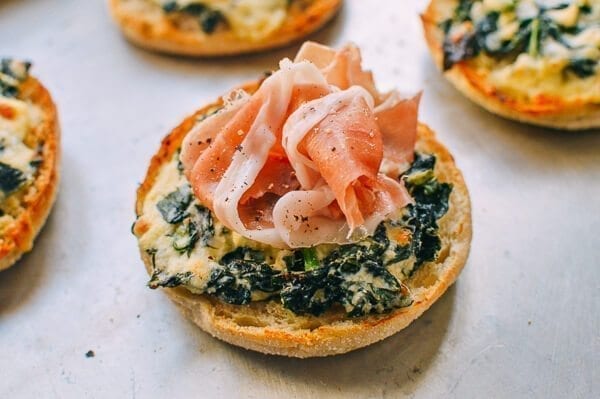 Cheesy Kale Prosciutto Brunch Melts, by jcghk.dfhdjkvfj.cf
