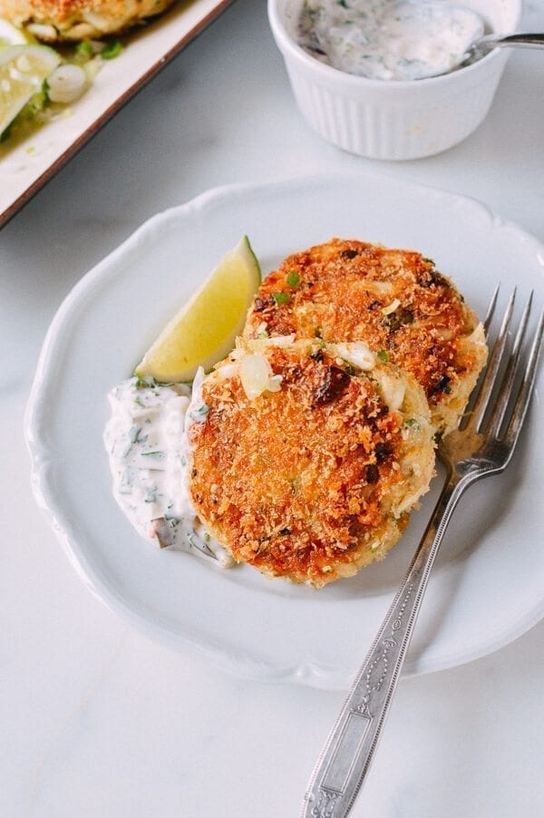 Sesame Panko Crab Cakes with Cilantro Lime Tartar Sauce, by jcghk.dfhdjkvfj.cf