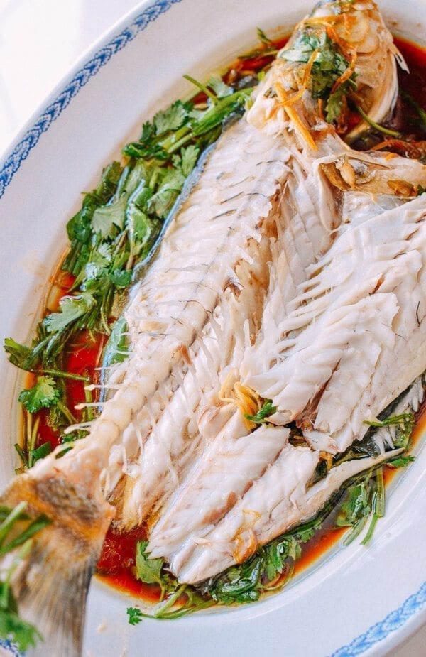 How to serve a Chinese Steamed Whole Fish, by jcghk.dfhdjkvfj.cf