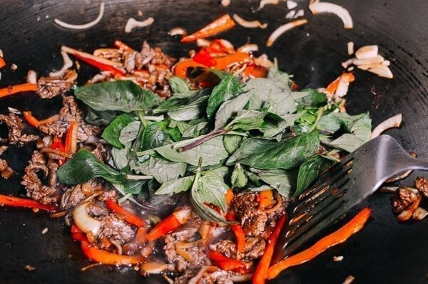 Thai Basil Beef (Pad Gra Prow), by jcghk.dfhdjkvfj.cf