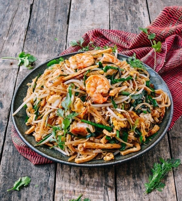 Shrimp Pad Thai, by jcghk.dfhdjkvfj.cf
