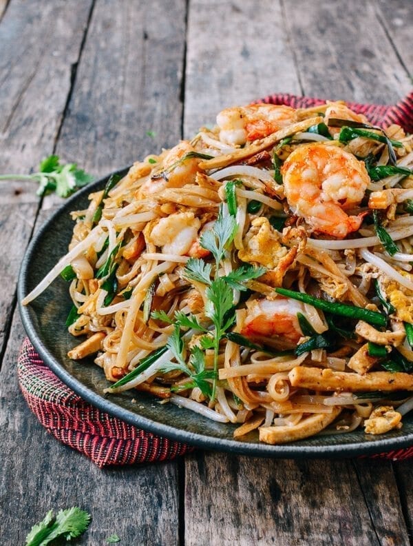 Shrimp Pad Thai, by jcghk.dfhdjkvfj.cf