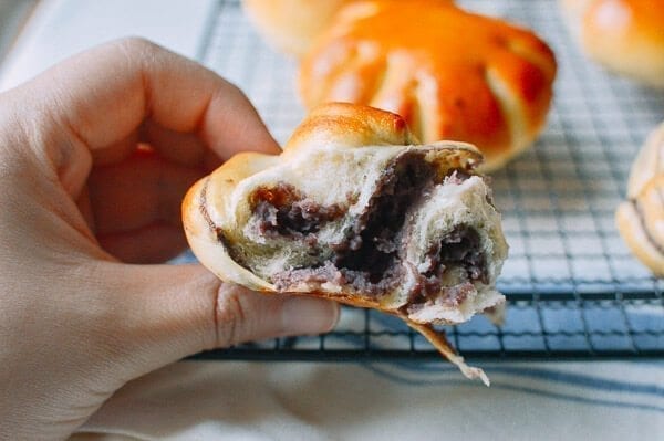 Red Bean Bread, by jcghk.dfhdjkvfj.cf