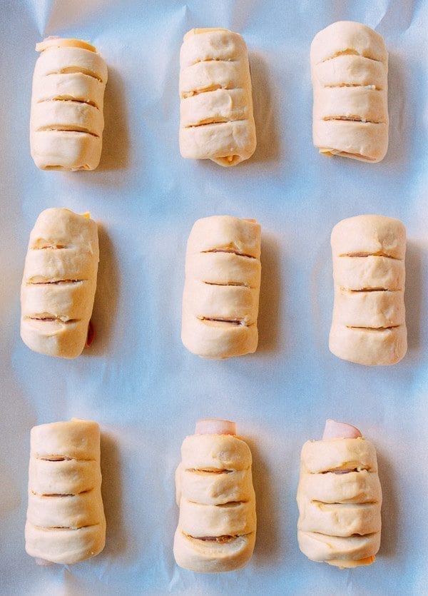 Ham and Cheese Buns, A Chinese Bakery Treat, by jcghk.dfhdjkvfj.cf
