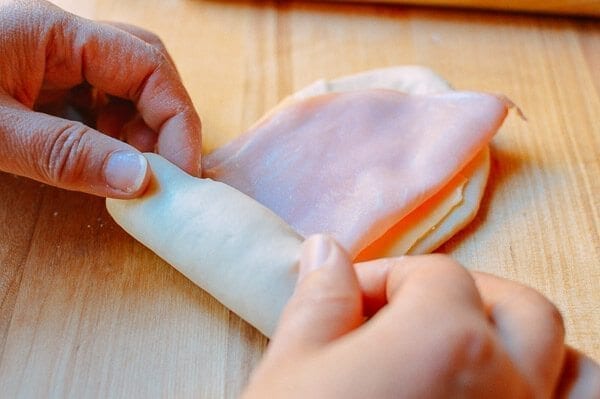 Ham and Cheese Buns, A Chinese Bakery Treat, by jcghk.dfhdjkvfj.cf