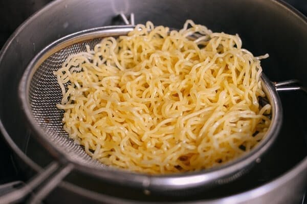 Leftover Thanksgiving Turkey Ramen, by jcghk.dfhdjkvfj.cf