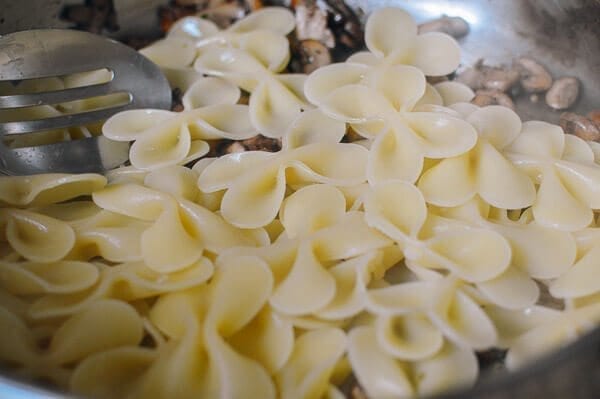 Winter Pasta with Mushrooms, Sausage Meatballs, Walnuts & Crispy Sage, by jcghk.dfhdjkvfj.cf