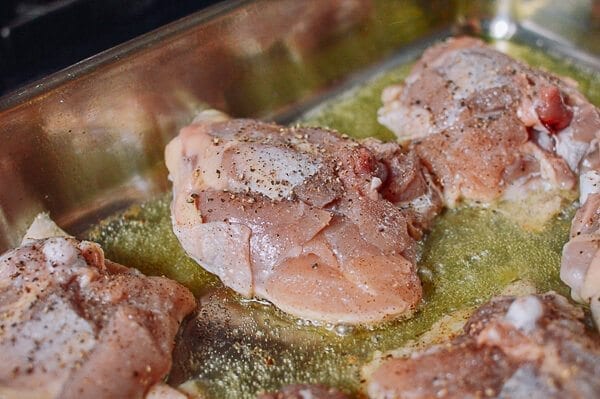 Roasted Lemon Chicken Thighs with Potatoes, by jcghk.dfhdjkvfj.cf