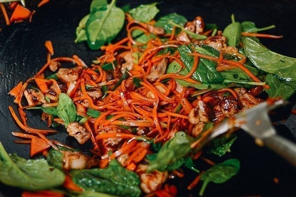 Stir-fried Carrot Noodles with Chicken, by jcghk.dfhdjkvfj.cf