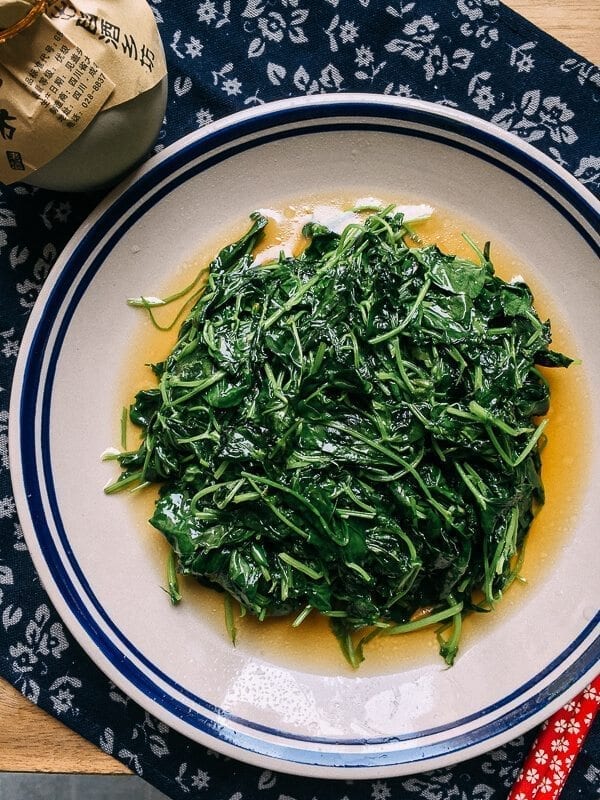 close-up plate of Sautéed Edible Clover (Chao Tou - 炒头), by jcghk.dfhdjkvfj.cf