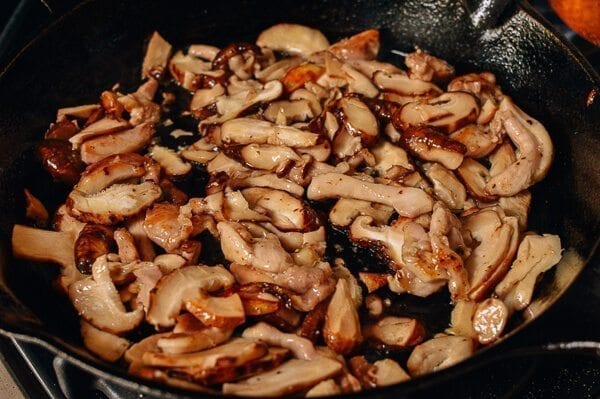 Udon Noodle Soup with Chicken & Mushrooms, by jcghk.dfhdjkvfj.cf