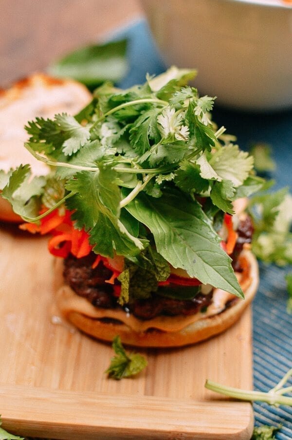 Banh Mi Burgers, by jcghk.dfhdjkvfj.cf