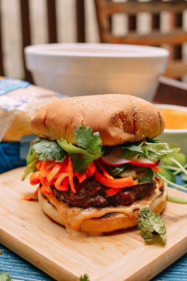 Banh Mi Burger, by jcghk.dfhdjkvfj.cf