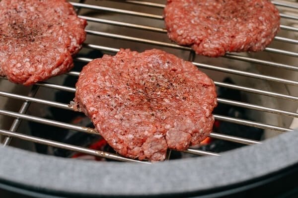 Banh Mi Burgers, by jcghk.dfhdjkvfj.cf