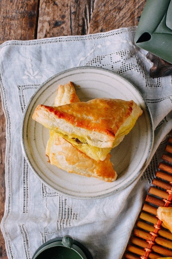Beef Curry Pastry, by jcghk.dfhdjkvfj.cf